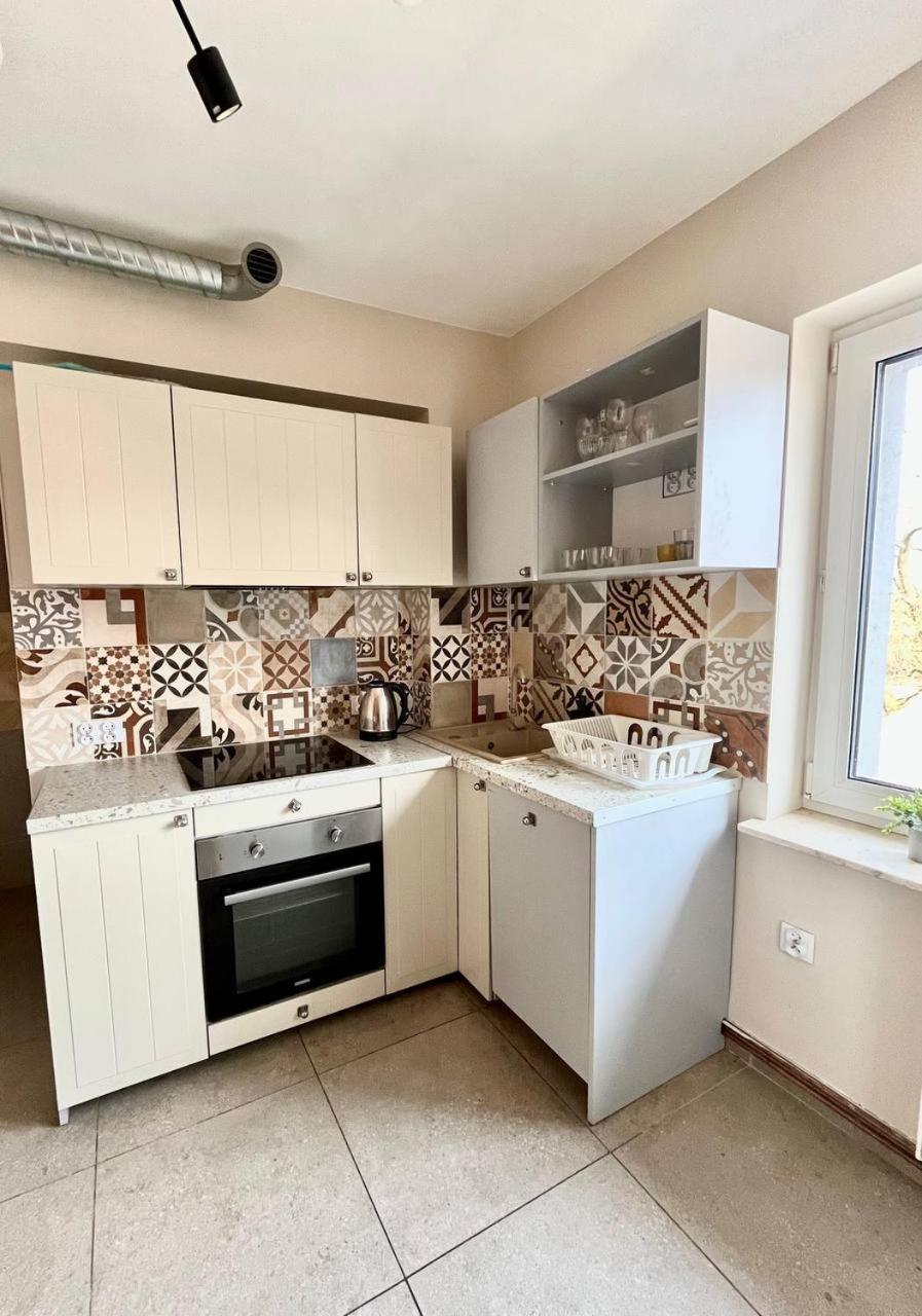 Homestay Comfy, And Small In *